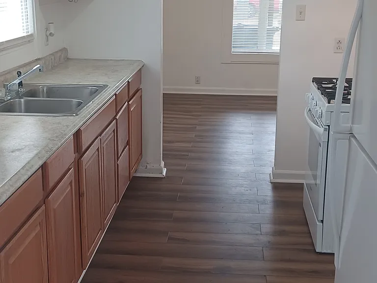 4116 Brown St — Photo 11