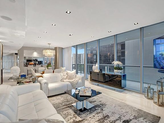 2nd image of 17121 Collins Ave #809
