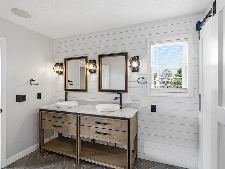 3722 Charfield Ln — Photo 37