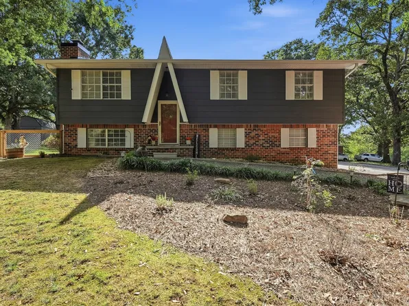 122 Woodbine Dr, Benton, TN 37307
