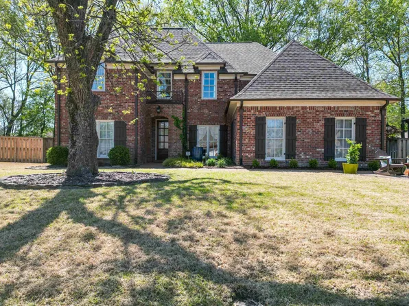 12179 S Shady Tree Ln, Arlington, TN 38002