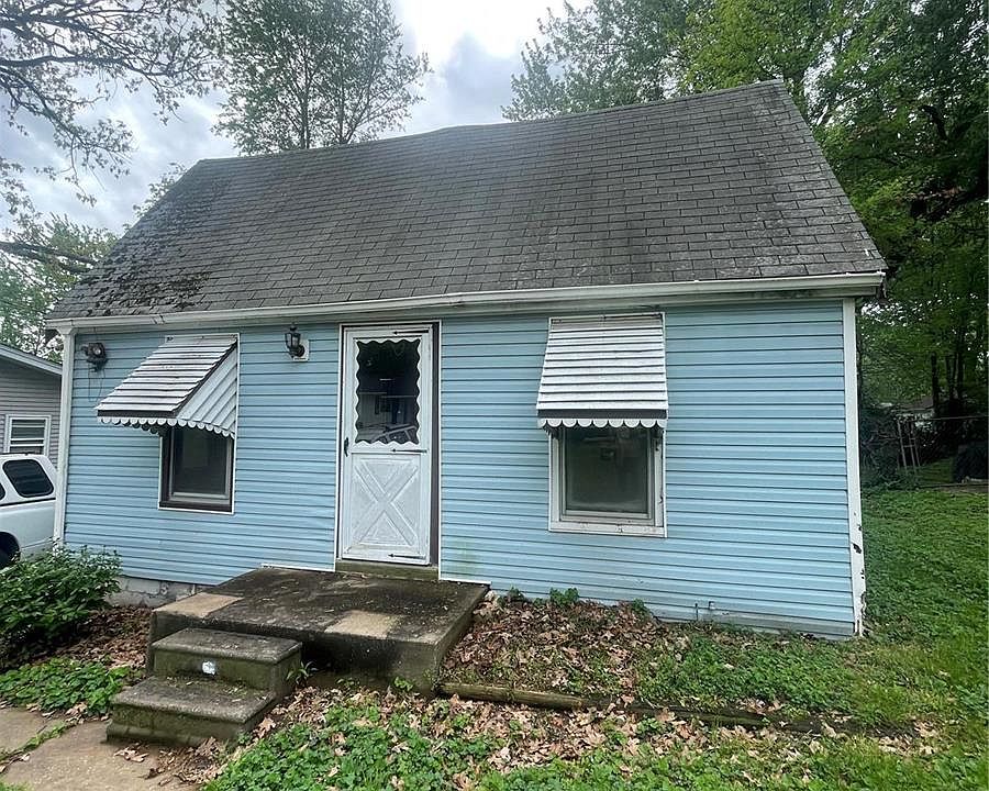 1st image of 20 Connolly Dr