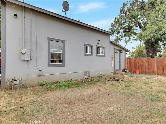3rd image of 656 Spruce Way