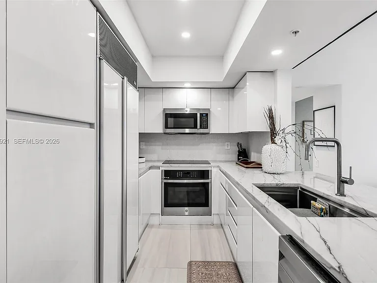 1500 Ocean Dr #707 — Photo 10