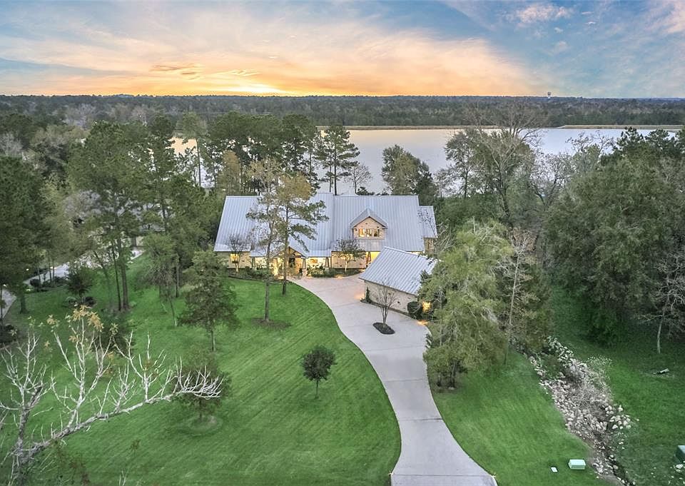 1st image of 268 Lakeside Hills Dr
