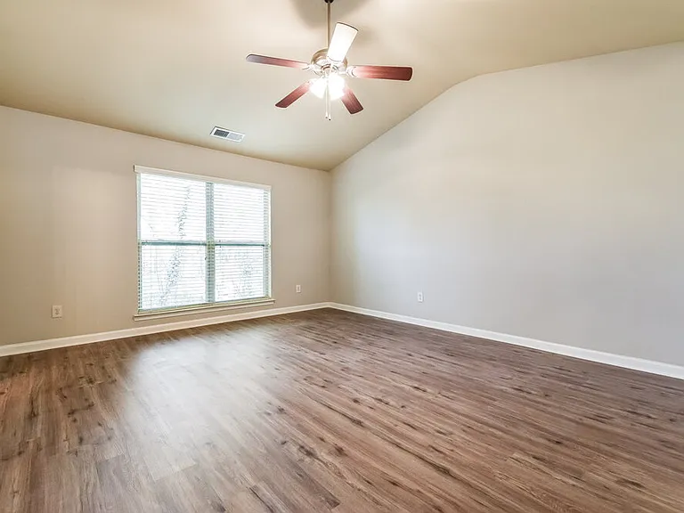 118 Cassady Ln — Photo 10