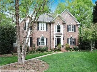 1308 Hunterswood Dr, Winston Salem, NC 27104