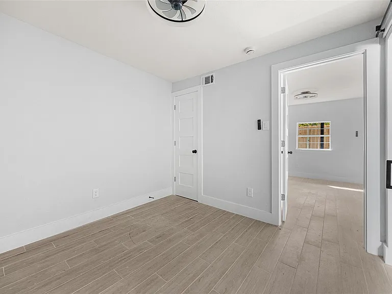 3229 Holman St #4 — Photo 27