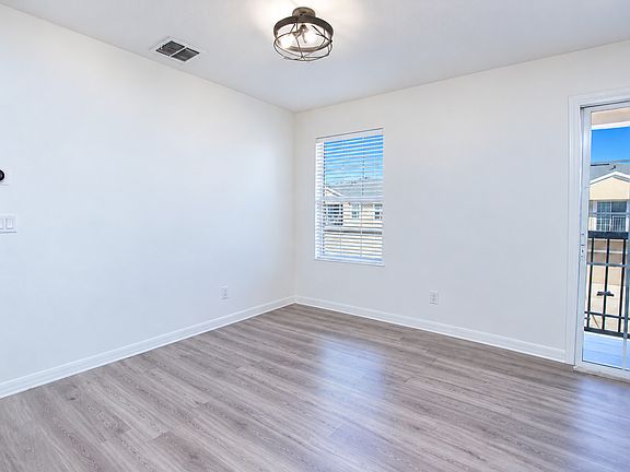 3rd image of 3936 Pemberly Pines Cir