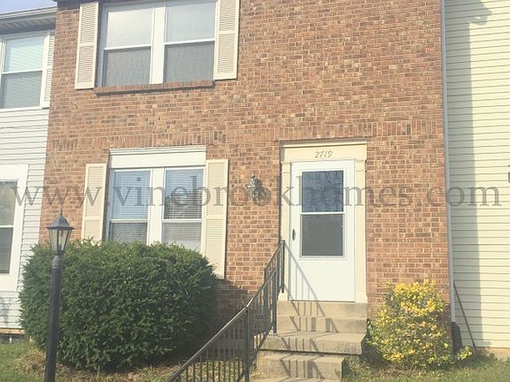 2nd image of 2719 Brookshire Ln