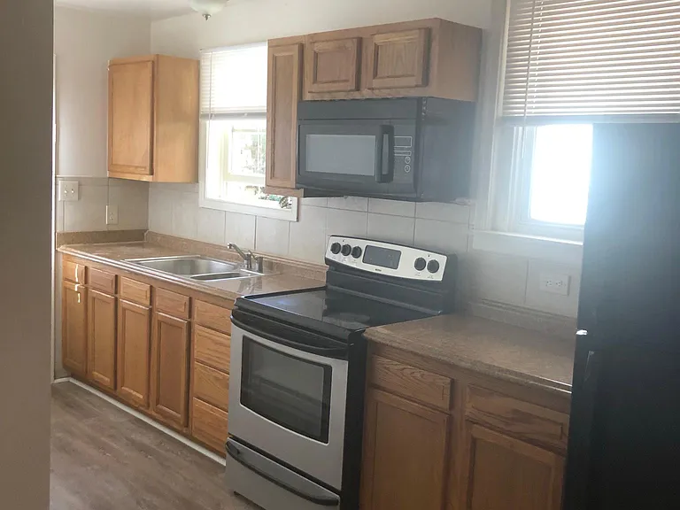 222 S Madison St #1 — Photo 1
