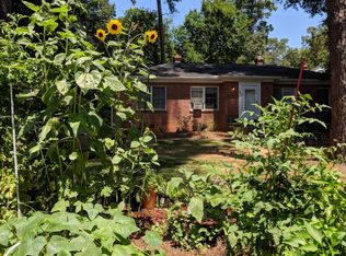500 Coolidge St #A, Chapel Hill, NC 27516