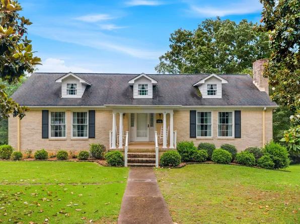 5956 Crestview Dr, Hixson, TN 37343