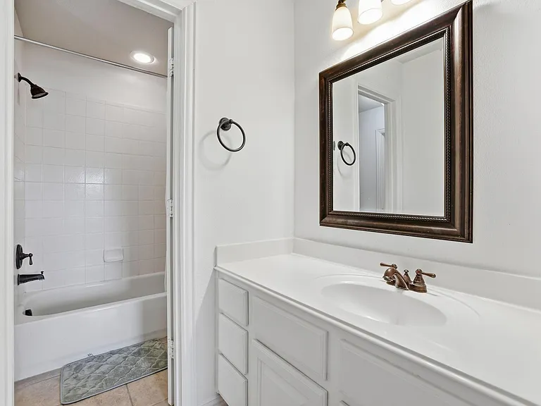 25707 Pierrmont Ct — Photo 20