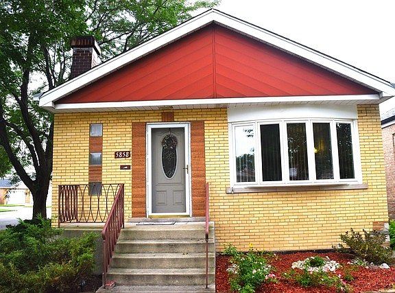 2nd image of 5858 S Oak Park Ave