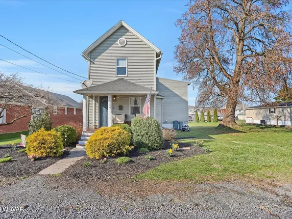 1024 Michael St, Jersey Shore, PA 17740