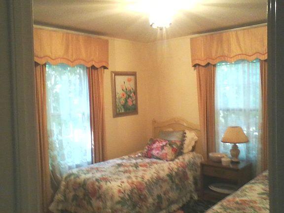 guest bedroom