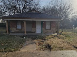 1668 Latham St, Memphis, TN 38106