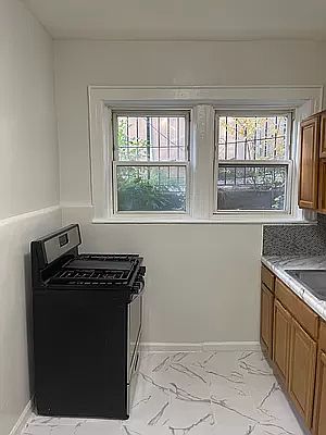 5th image of 3208 100th St