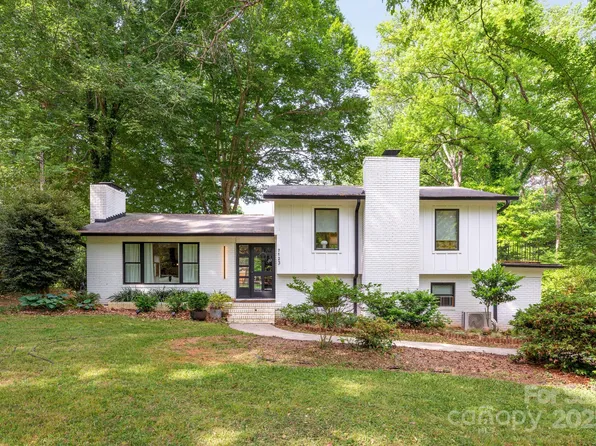 7123 Linda Lake Dr, Charlotte, NC 28215