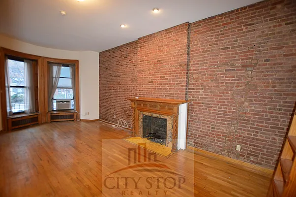 Rented by City Stop Realty | media 14