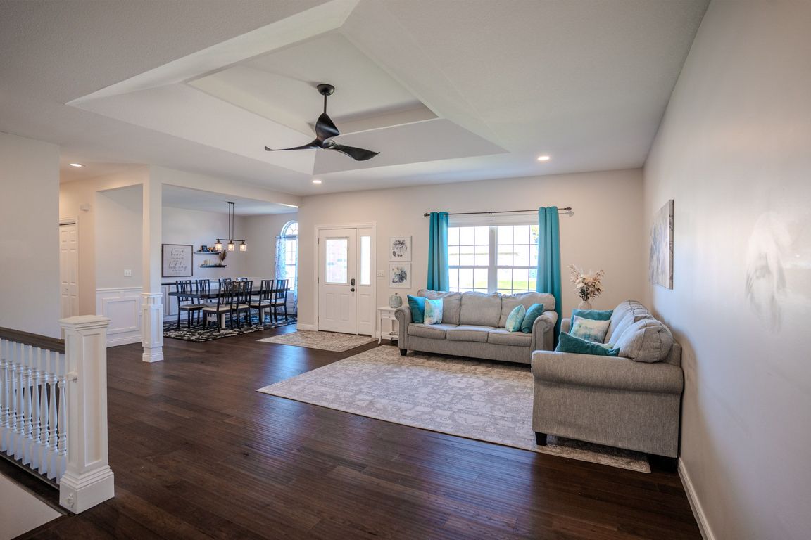 next background image