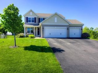 19559 Sunrise Ct, Rogers, MN 55374