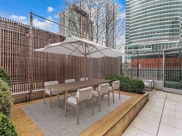 2 River Ter APT 15C, New York, NY 10282