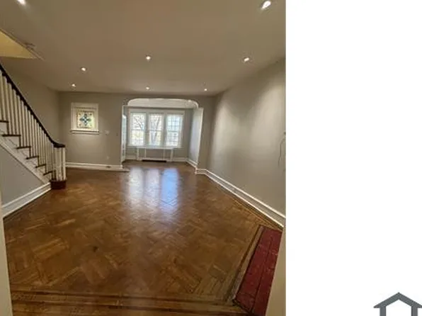 4338 Aldine St, Philadelphia, PA 19136