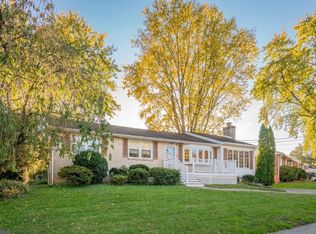 1600 Afton Dr, Wilmington, DE 19810