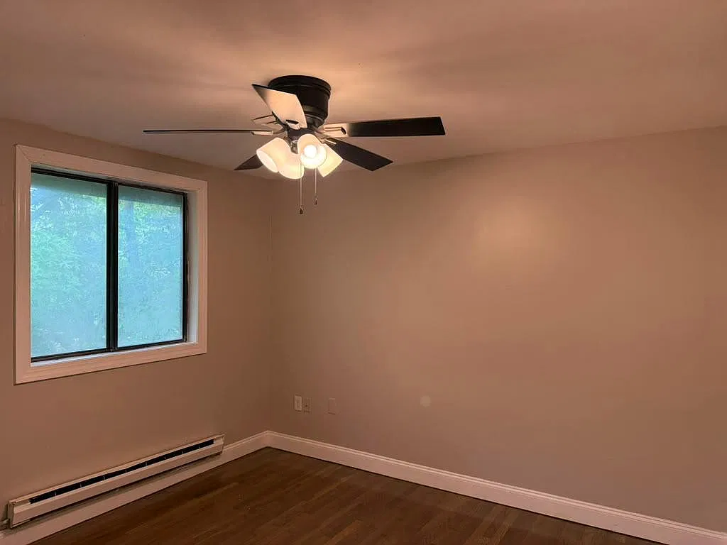1 bed, 806 sqft, $1,550 — Photo 4