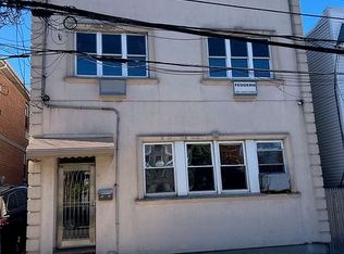 5630 Remsen Pl, Maspeth, NY 11378