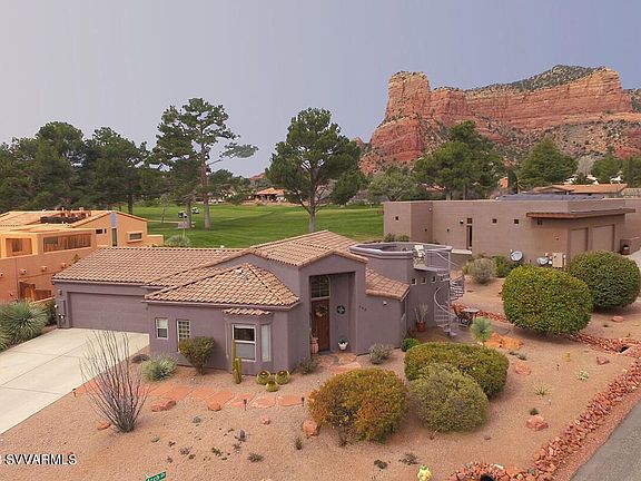 3rd image of 290 Arch Dr