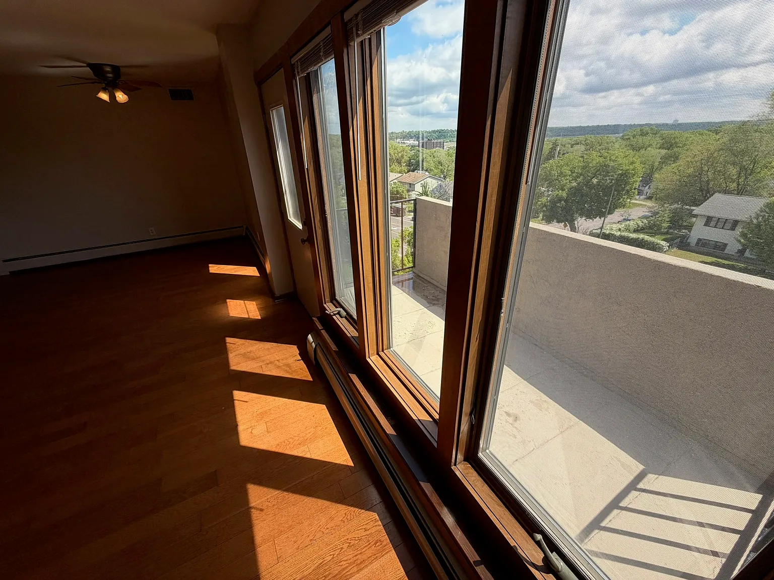1 bed, 700 sqft, $1,250 — Photo 4