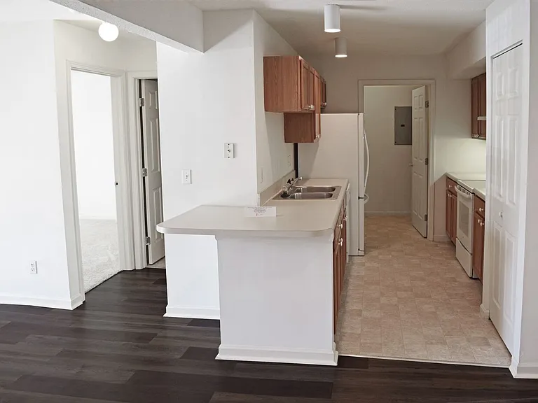 Prospect Pointe — Photo 27