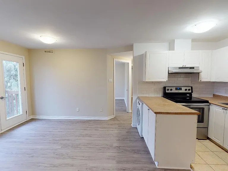 1230 Emperor Ave — Photo 29