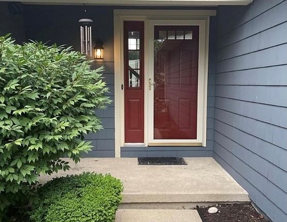 4th image of 807 Cobblestone Dr