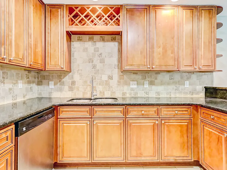 5761 Lake Lucina Dr S — Photo 11