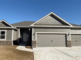 7625 N Kensington Ave, Kansas City, MO 64119
