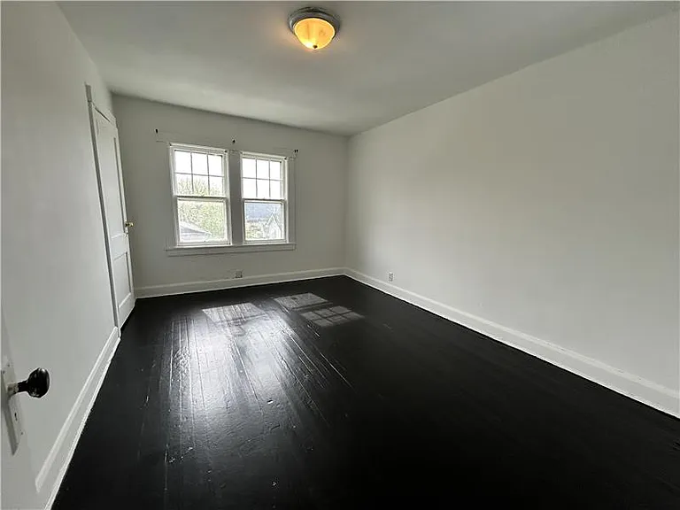 125 George St — Photo 11
