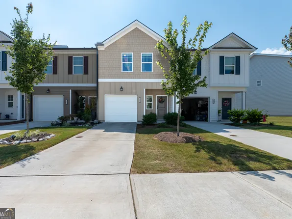 108 Buckingham Ln, Hoschton, GA 30548