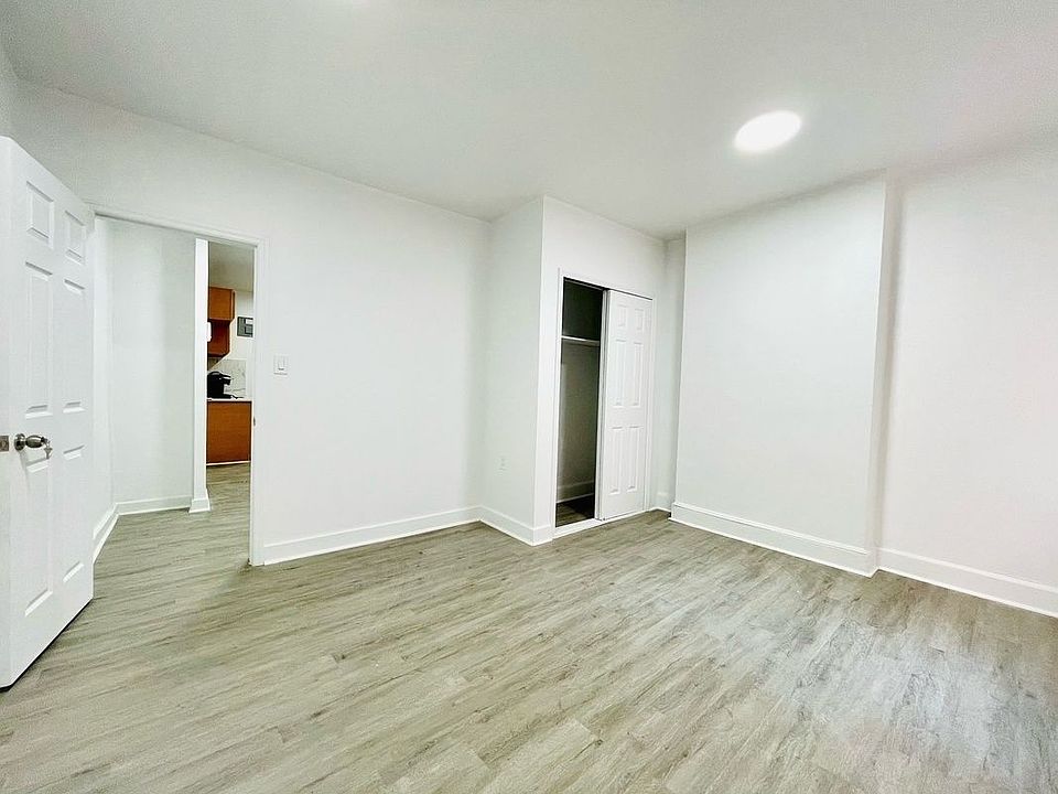 1st image of 251 Elizabeth St APT 8