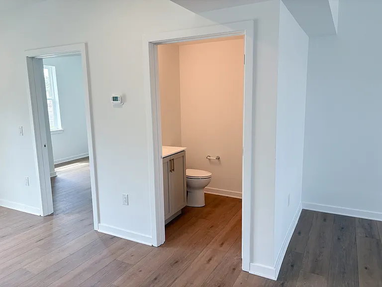 365 W Butler Ave #1B — Photo 4