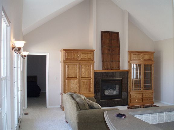 4th image of 16509 Essex Rd
