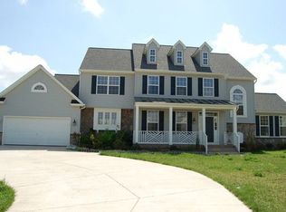 401 Lindsay Ct, Berryville, VA