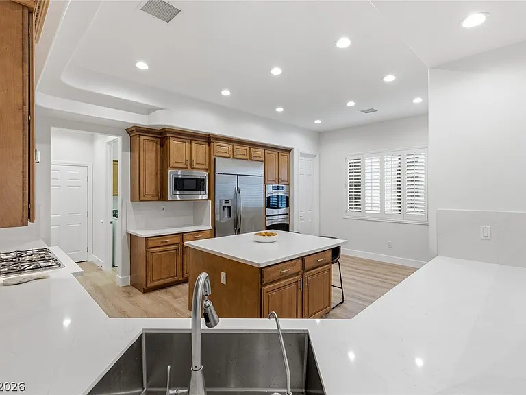 10848 Ickworth Ct — Photo 11