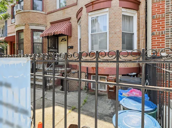 14 E 31st Street, Brooklyn, NY 11226