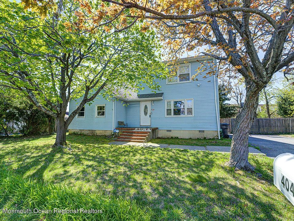 1st image of 404 Carlisa Dr