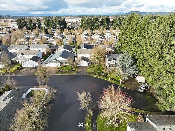 2nd image of 18900 SE 13th St