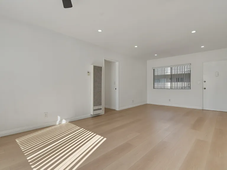 3869 Tilden Ave — Photo 38
